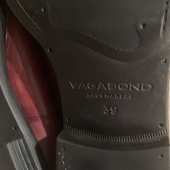 Women’s 8 Vagabond Shoemakers
Sheila Leather Chelsea Bootie - Picture 8 of 13